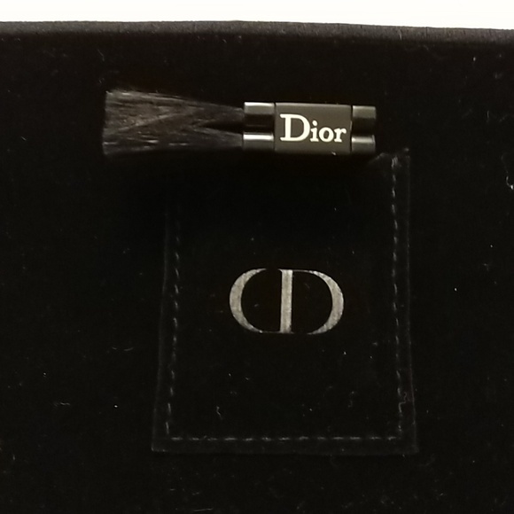 Dior 2021 LE Ecrin Couture Palette: Atelier of Dreams - Picture 6 of 17